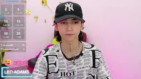 Snapshot of leoadamss chatting on 03-08-25, 01:25 Leo online show from 03-08-25, 01:25