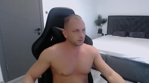 Leo online show from 10-19-25, 11:11