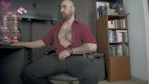 Leon online show from 12-16-25, 01:16