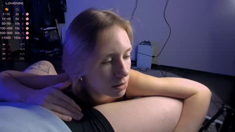 Leon and Lily online show from 12-08-24, 04:07