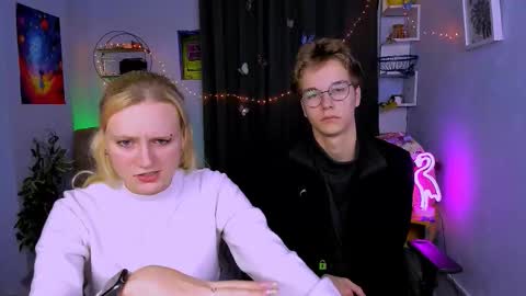 Snapshot of leon_lie chatting on 12-16-25, 01:05 leo online show from 12-16-25, 01:05