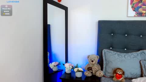 LUCY online show from 01-09-25, 11:24