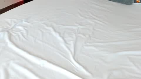 LUCY online show from 02-13-25, 12:02