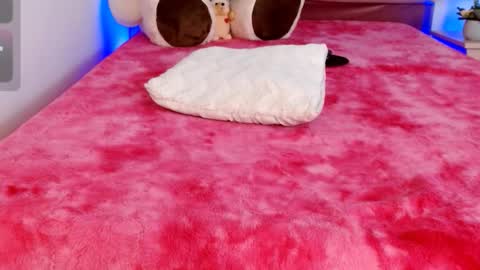 LUCY online show from 09-13-25, 11:48