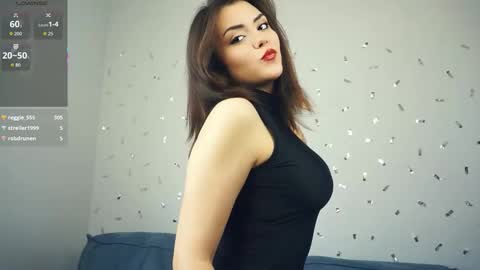 Snapshot of leonardarizk chatting on 09-29-25, 09:36 Mia online show from 09-29-25, 09:36