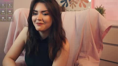 Snapshot of leonardarizk chatting on 10-18-25, 07:31 Mia online show from 10-18-25, 07:31