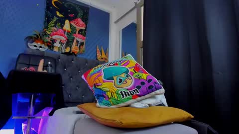 Len online show from 02-24-25, 09:09