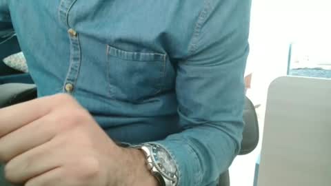 Snapshot of leone44 chatting on 10-03-25, 07:38 angel e sonia online show from 10-03-25, 07:38