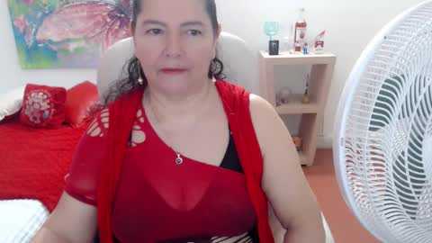 leonela   online show from 11-24-25, 01:27