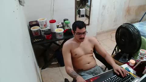 leonino231 online show from 12-14-25, 04:01