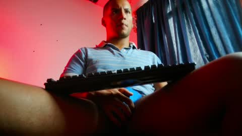 Lenardo jaramillo online show from 02-06-25, 12:48
