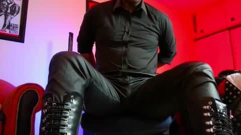 Lenardo jaramillo online show from 09-14-25, 04:06