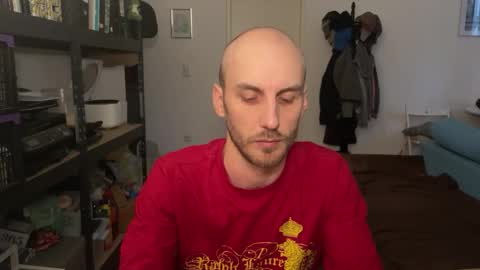 Leon online show from 11-21-25, 01:54