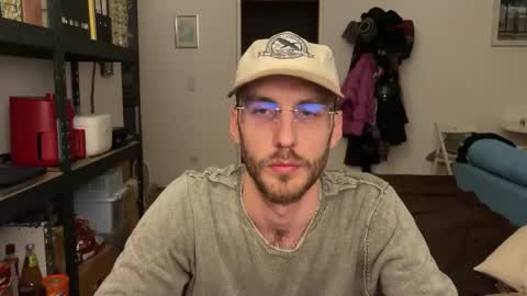 Leon online show from 12-03-25, 04:38