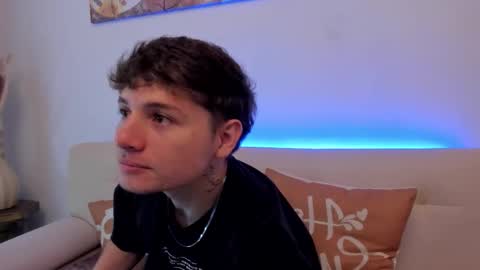 Leo  online show from 10-24-25, 07:54