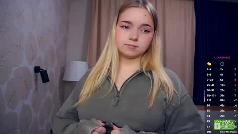 Hello everyone Im Lora Its my first day Were going to have fun together online show from 11-27-25, 05:09