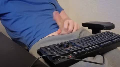 Leroy online show from 11-23-25, 03:23