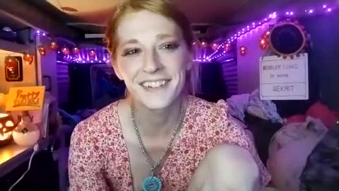 LesleyGumGrass- The Boring Trans girl online show from 10-05-25, 02:21