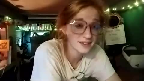 LesleyGumGrass- The Boring Trans girl online show from 11-14-25, 08:29