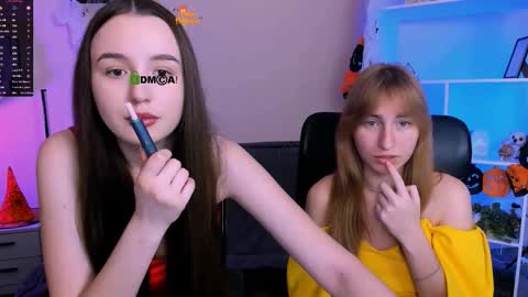 leslie_bird online show from 11-04-25, 12:26