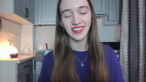 Snapshot of leslie_my_lovee chatting on 09-29-25, 07:19  LESLIE   online show from 09-29-25, 07:19