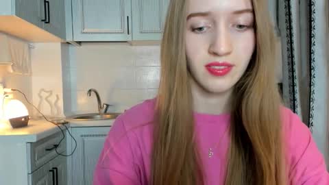 Snapshot of leslie_my_lovee chatting on 10-07-25, 07:55  LESLIE   online show from 10-07-25, 07:55