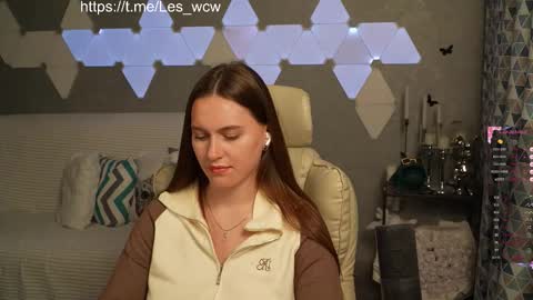 LeslieKorfs online show from 11-02-25, 10:45