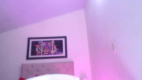 Snapshot of leslyandika chatting on 01-27-25, 07:13 LeslyAndika online show from 01-27-25, 07:13