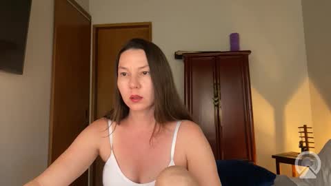 Snapshot of lessya_magic chatting on 12-21-25, 09:05 lessya_magic online show from 12-21-25, 09:05