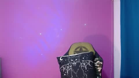 Snapshot of lestatdlion chatting on 01-14-25, 11:16 lestatdlion online show from 01-14-25, 11:16