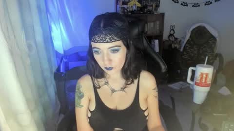 Snapshot of lestatdlion chatting on 10-18-25, 10:38 lestatdlion online show from 10-18-25, 10:38