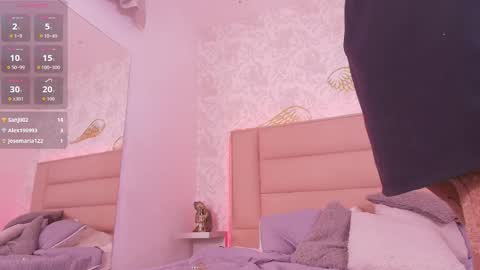 Snapshot of leti_white chatting on 12-18-25, 09:54 Leti White online show from 12-18-25, 09:54