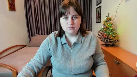 Naomi online show from 12-23-25, 06:55