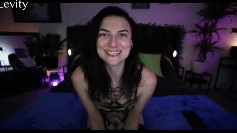 Snapshot of levity_opossum chatting on 09-26-25, 01:20 Levity online show from 09-26-25, 01:20