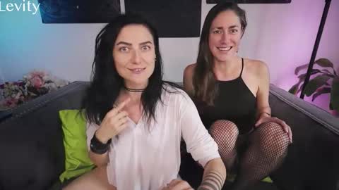 Snapshot of levity_opossum chatting on 10-14-25, 08:20 Levity online show from 10-14-25, 08:20