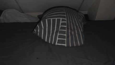 Snapshot of lewenzi chatting on 02-03-26, 02:53 lewenzi online show from 02-03-26, 02:53