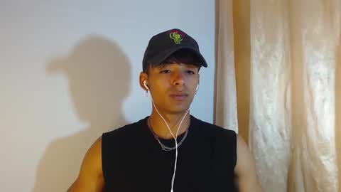 i  am lewis ly EDUARDO MEMDOZA15 online show from 02-11-26, 03:06