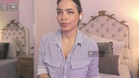 Snapshot of lexa_25_ chatting on 10-23-25, 11:31    online show from 10-23-25, 11:31