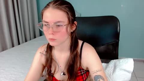 Lexas Room online show from 10-29-25, 04:26