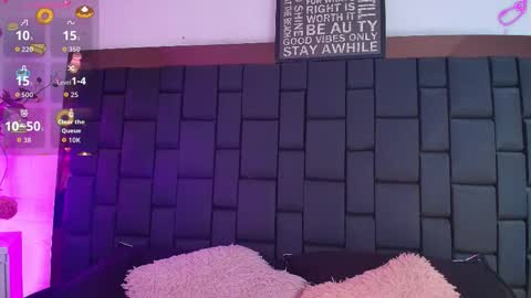 Lexi Howard  online show from 09-11-25, 05:29