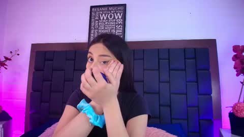 Lexi Howard  online show from 09-21-25, 01:35