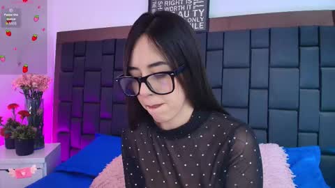 Snapshot of lexi_howard_ chatting on 11-26-25, 05:19 Lexi Howard online show from 11-26-25, 05:19