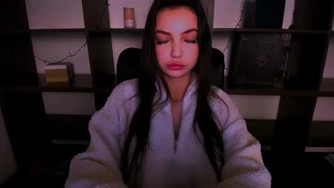 Snapshot of lexi_jos chatting on 12-27-24, 11:39 Alexia online show from 12-27-24, 11:39