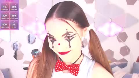 Alexia online show from 11-11-25, 11:16