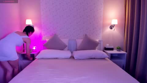 Lexi GTM2 MonWedThurSatSun 1000am-400pm online show from 11-23-25, 01:49