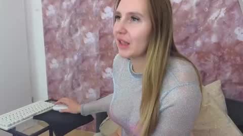 LEXXY online show from 01-19-25, 01:55