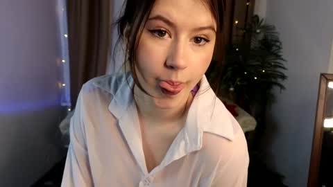 Snapshot of lexia_coy chatting on 01-10-25, 02:45 Vicki online show from 01-10-25, 02:45