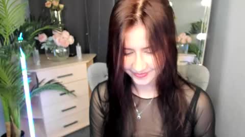 Snapshot of lexia_coy chatting on 09-18-25, 03:03 Vicki online show from 09-18-25, 03:03