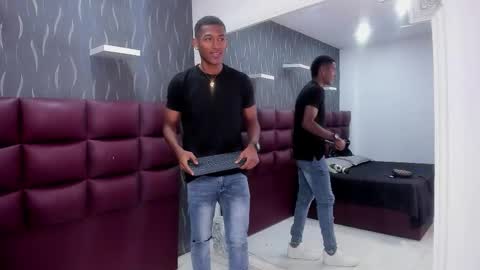 Snapshot of lexianddeker chatting on 10-13-25, 07:03 Lexi  Derek online show from 10-13-25, 07:03