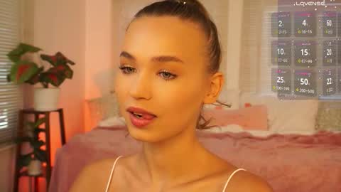 Lexi  online show from 09-26-25, 05:22